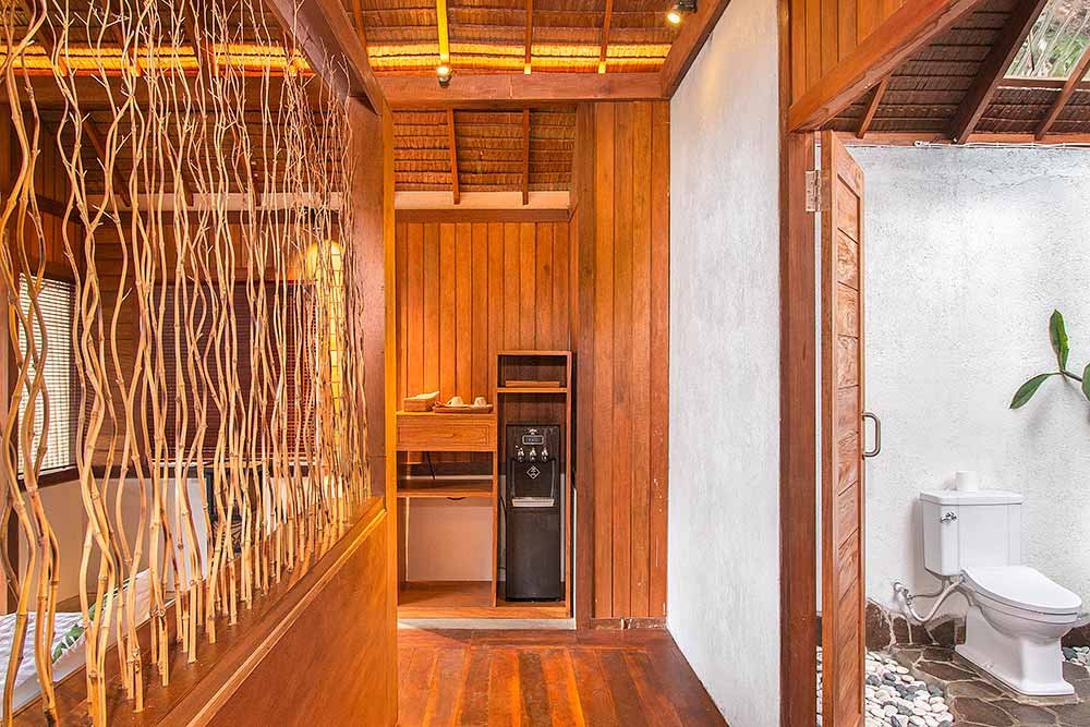 dlagoon-resort-lembeh-14 Owner and Team | D'Lagoon Dive Resort